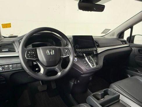 Used 2023 Honda Odyssey EX-L image 38