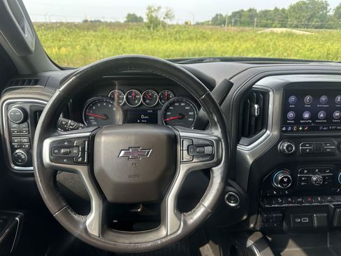 Used 2020 Chevrolet Silverado 1500 RST AWD/4WD image 27