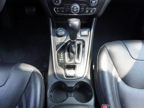 Used 2023 Jeep Cherokee Altitude Lux image 21