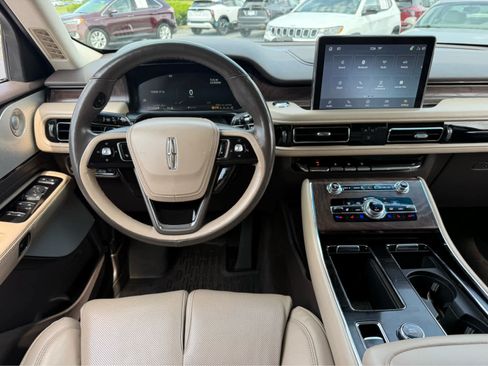 Used 2023 Lincoln Aviator Reserve w/ Equipment Group 201A AWD/4WD image 27