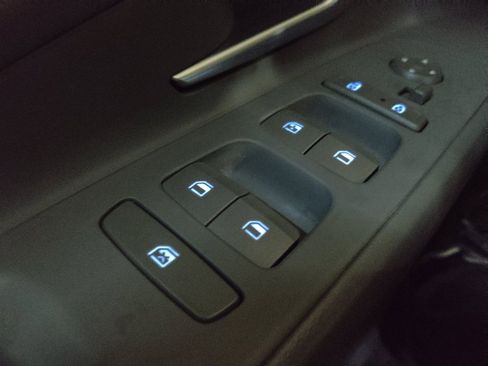 Used 2023 Hyundai Elantra SEL w/ Convenience Package FWD image 27
