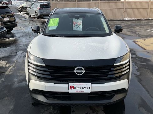 New 2026 Nissan Kicks SV w/ SV Premium Package image 2