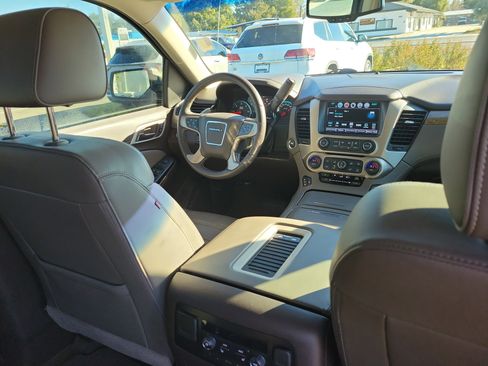 Used 2017 GMC Yukon Denali w/ Open Road Package image 13