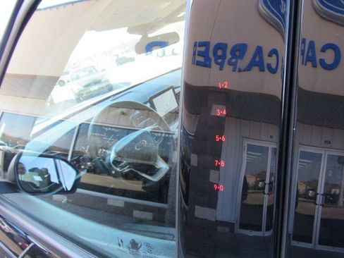 Used 2023 Ford Explorer XLT w/ Equipment Group 202A AWD/4WD image 40