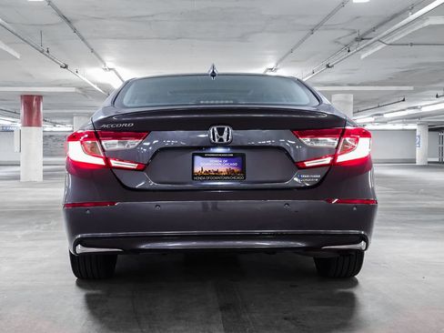 Certified 2021 Honda Accord Touring image 8