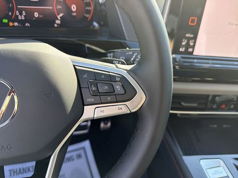 New 2026 Volkswagen Atlas Peak Edition image 24