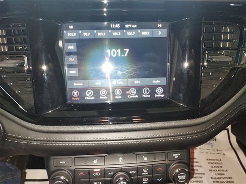 Used 2022 Dodge Durango GT image 22