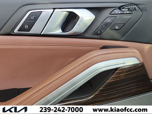 Used 2021 BMW X6 xDrive40i w/ Premium Package AWD/4WD image 21