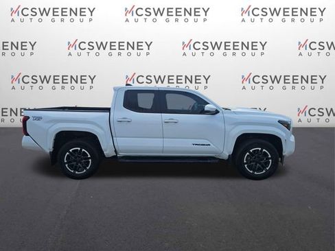 Used 2024 Toyota Tacoma TRD Sport w/ TRD Sport Upgrade Package AWD/4WD image 6