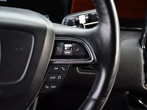 Used 2020 Lincoln Navigator Reserve RWD image 9