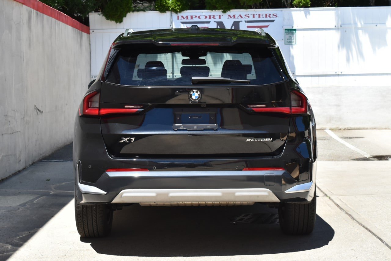 Used 2026 BMW X1 xDrive28i AWD/4WD image 6