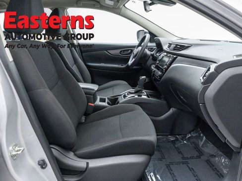 Used 2020 Nissan Rogue Sport S AWD/4WD image 23