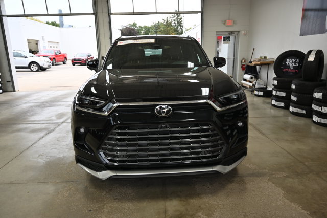 Certified 2026 Toyota Grand Highlander AWD Hybrid image 2