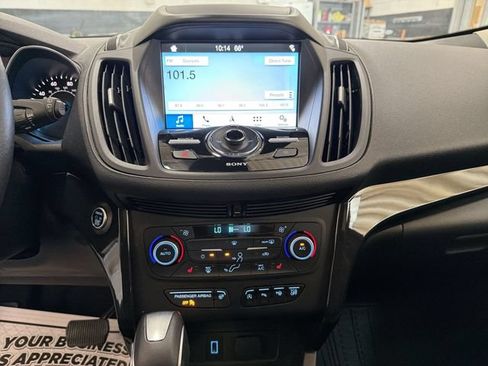 Used 2019 Ford Escape Titanium AWD/4WD image 16