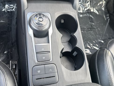 Used 2020 Ford Escape SEL AWD/4WD image 19