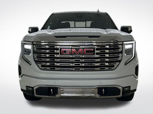 New 2026 GMC Sierra 1500 Denali w/ Denali Reserve Package image 3