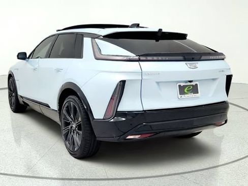 Used 2024 Cadillac Lyriq Sport w/ Nappa Leather Package AWD/4WD image 7