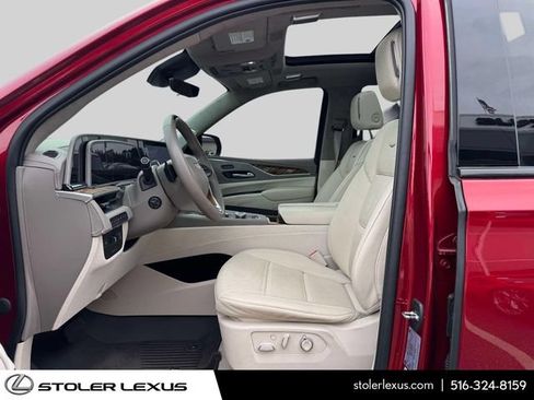 Used 2023 Cadillac Escalade Sport Platinum w/ LPO, ONYX Package AWD/4WD image 22