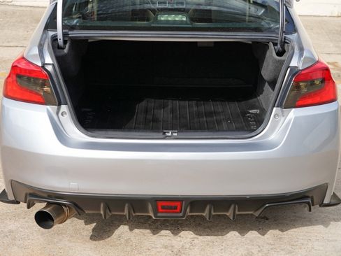 Used 2018 Subaru WRX STI AWD/4WD image 9