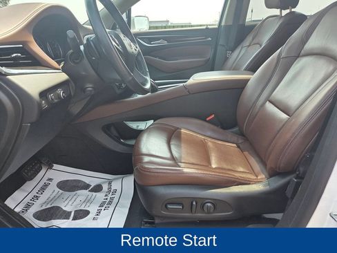 Used 2018 Buick Enclave Avenir AWD/4WD image 17