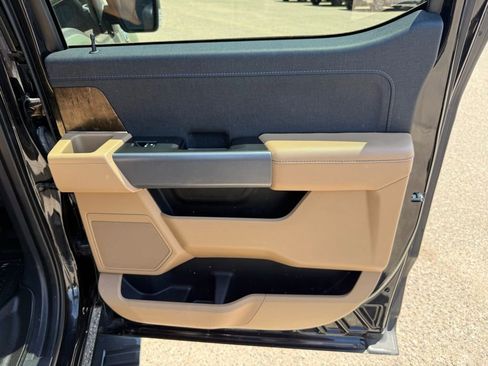 Used 2021 Ford F150 Lariat AWD/4WD image 18