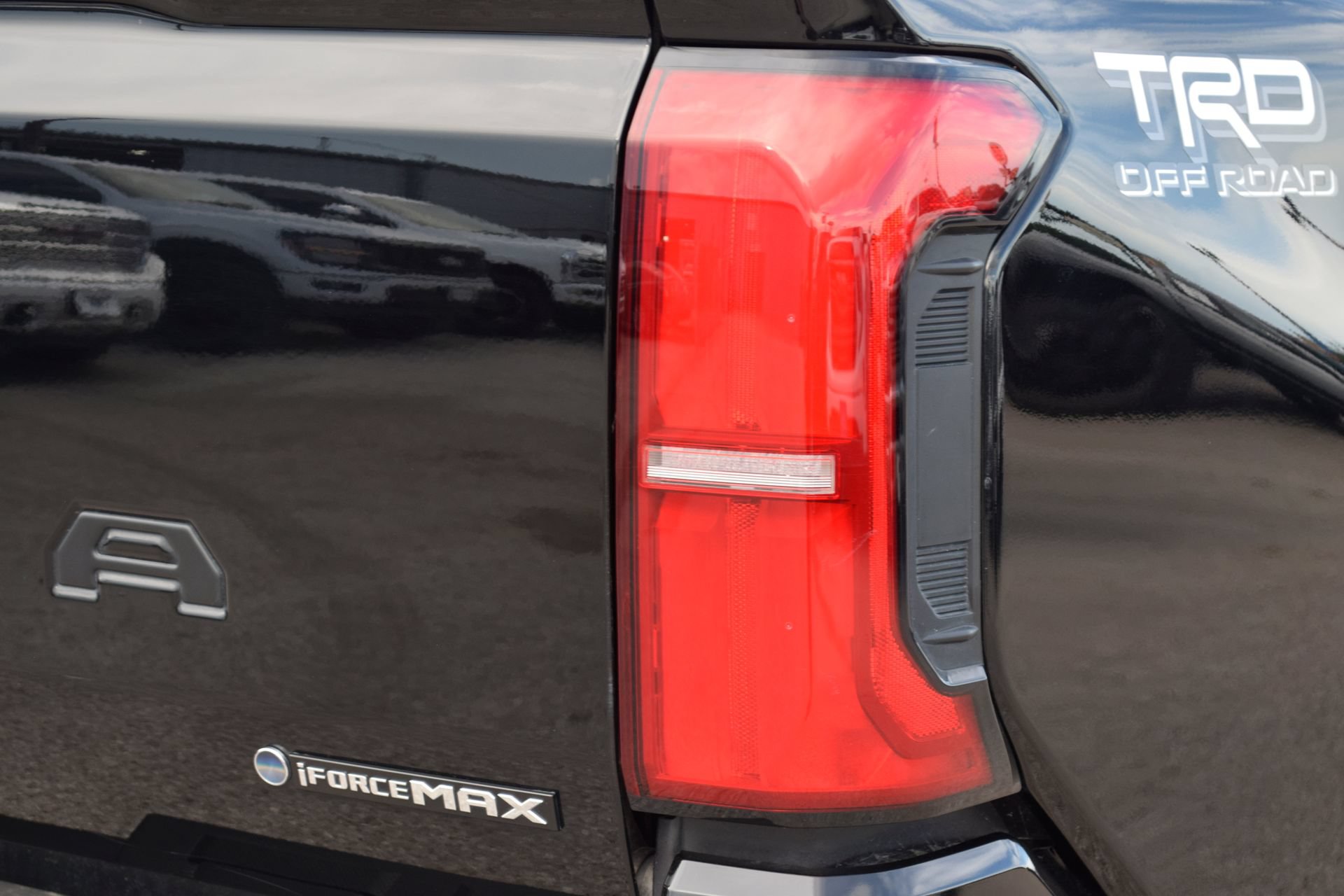 Used 2025 Toyota Tacoma TRD Off-Road AWD/4WD image 20