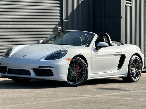Used 2025 Porsche 718 Boxster S image 1