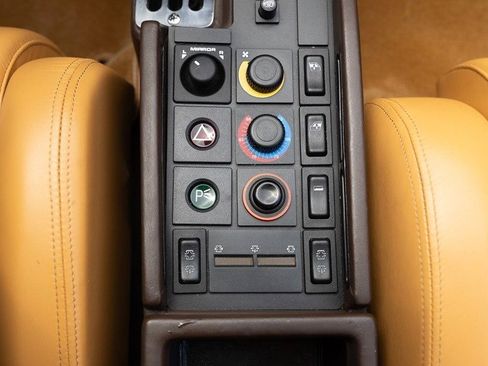 Used 1991 Ferrari Testarossa RWD image 25