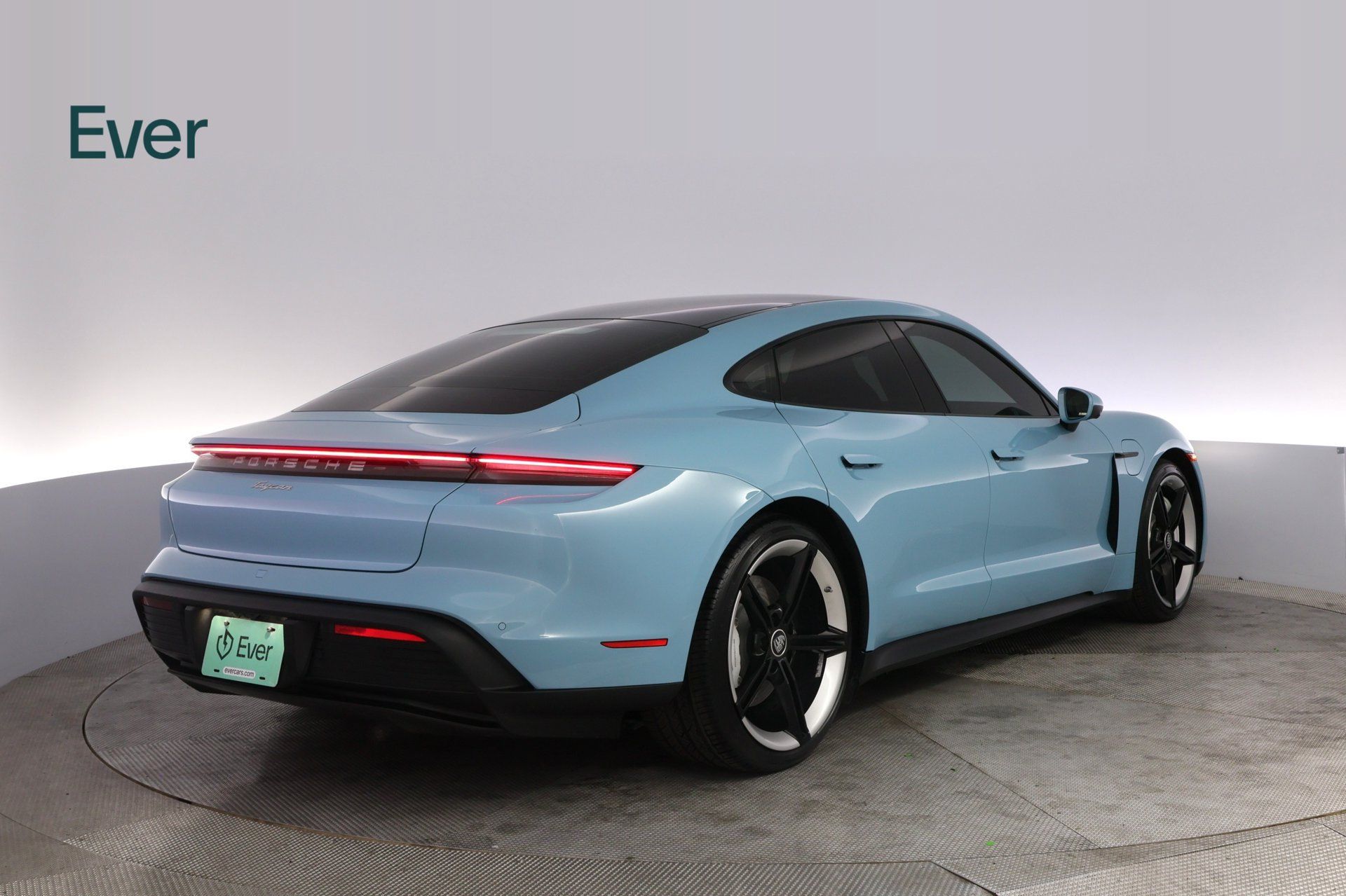 Used 2023 Porsche Taycan RWD image 3