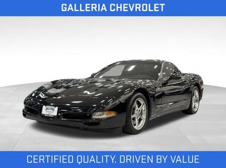 Used 2001 Chevrolet Corvette Coupe w/ Preferred Equipment Group2 RWD video 2