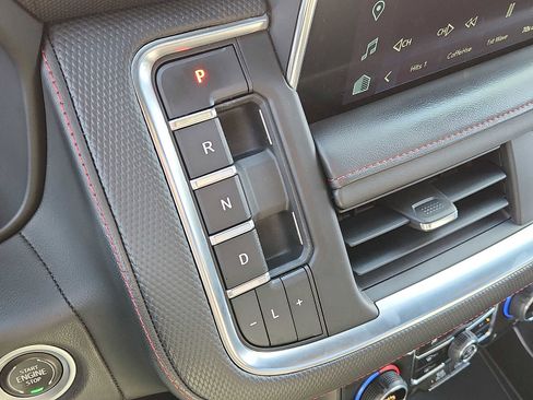 Used 2022 Chevrolet Tahoe RST w/ Luxury Package image 14