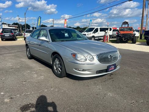 Used 2009 Buick LaCrosse CX FWD image 3