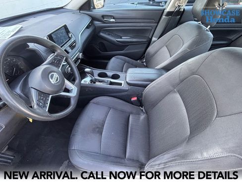 Used 2022 Nissan Altima 2.5 S FWD image 9