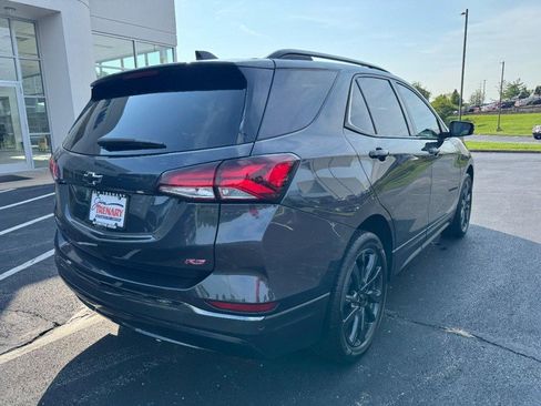 Used 2023 Chevrolet Equinox RS w/ RS Leather Package FWD image 3