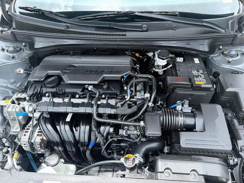 Certified 2026 Hyundai Elantra Sport FWD image 32