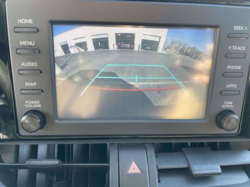 Used 2019 Toyota RAV4 XLE AWD/4WD image 39