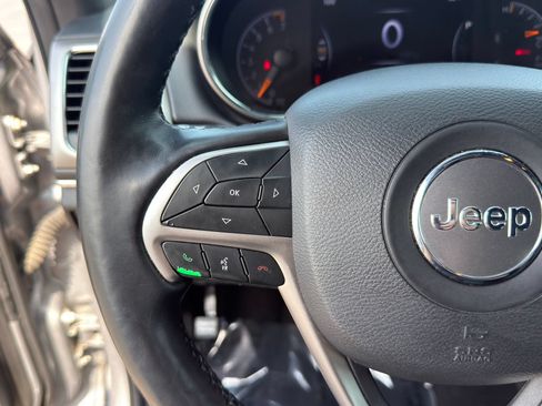Used 2021 Jeep Grand Cherokee Limited RWD image 17