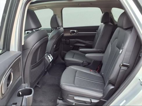 New 2026 Kia Sorento X-Line EX image 16