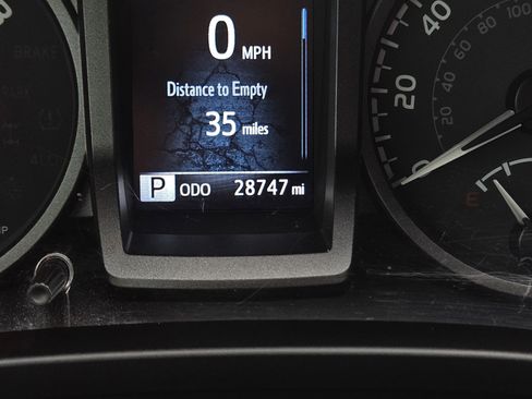 Used 2023 Toyota Tacoma TRD Sport image 14