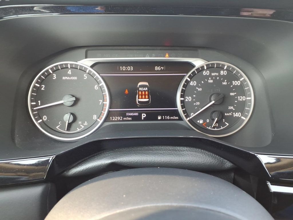 Used 2025 Nissan Pathfinder SL FWD image 18