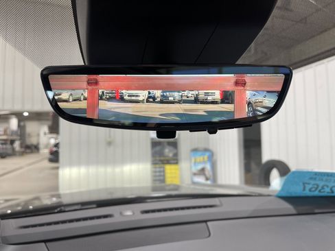 Used 2026 Chevrolet Suburban Z71 w/ Z71 Off-Road Package image 24