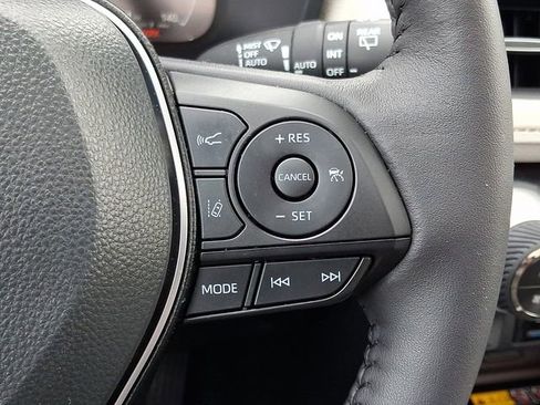 Used 2025 Toyota RAV4 Limited w/ Advanced Technology Package image 22