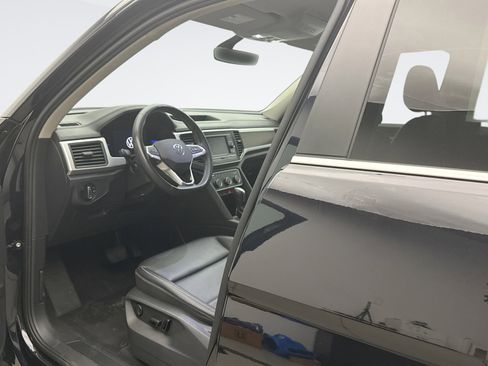 Used 2022 Volkswagen Atlas SE image 10