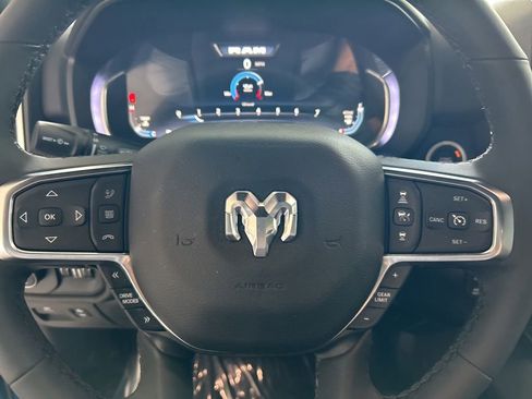 Used 2025 RAM 1500 Big Horn AWD/4WD image 47