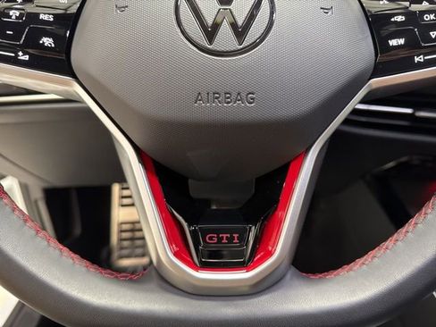Used 2024 Volkswagen GTI Autobahn image 31