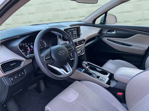 Used 2019 Hyundai Santa Fe SE FWD image 11