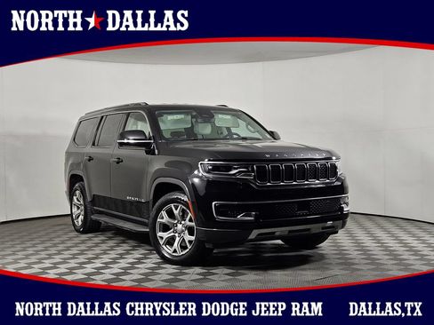 Used 2022 Jeep Wagoneer Series II RWD image 1