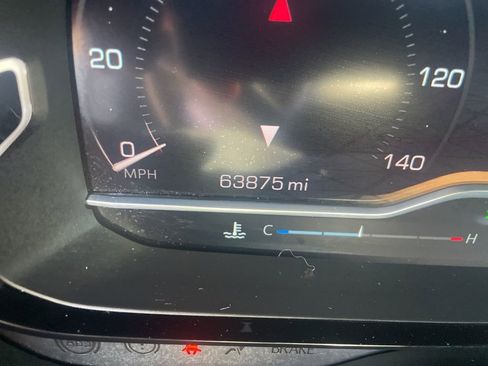 Certified 2022 GMC Yukon Denali w/ Advanced Technology Package image 22