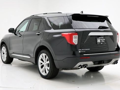 Used 2021 Ford Explorer Platinum w/ Equipment Group 601A image 8