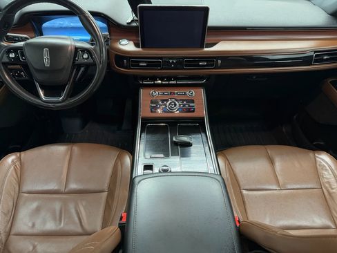 Used 2021 Lincoln Aviator Reserve w/ Equipment Group 208A RWD image 3